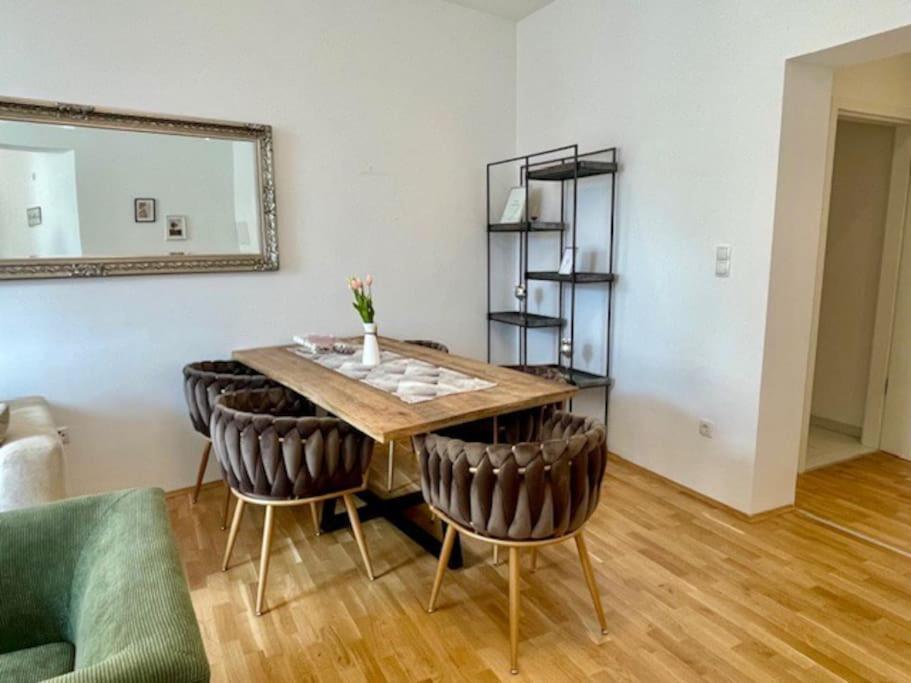 *Luxus In Der Grazer Innenstadt* Exteriör bild